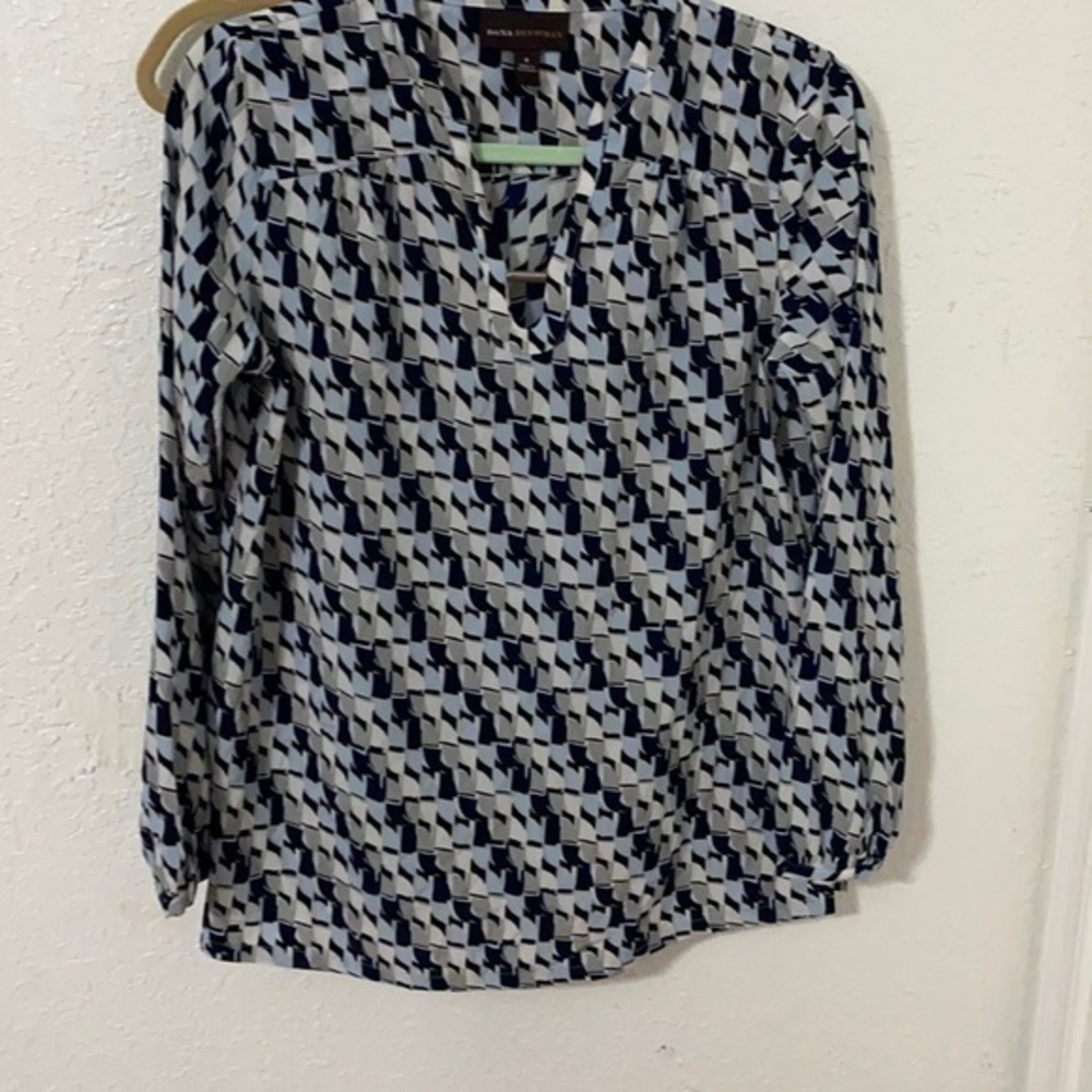 Dana Buchman blouse